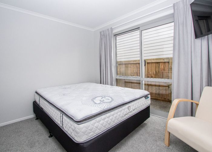  at A/2/20 Jones Crescent, Melville, Hamilton, Waikato