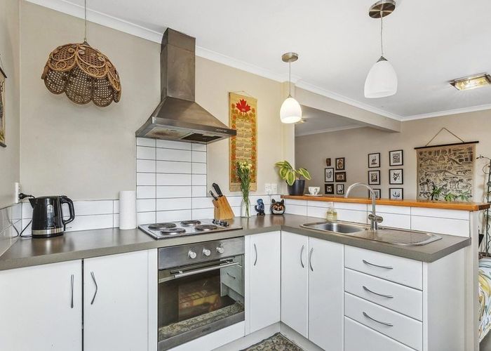  at 101a Apu Crescent, Lyall Bay, Wellington, Wellington