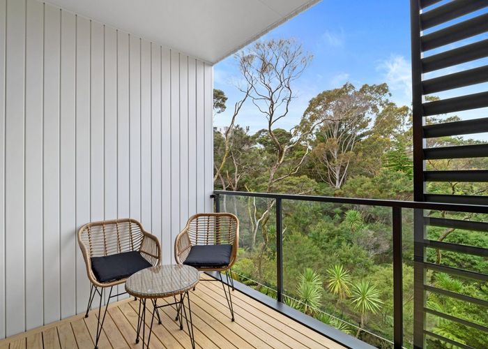  at 10B Huka Road, Birkenhead, North Shore City, Auckland