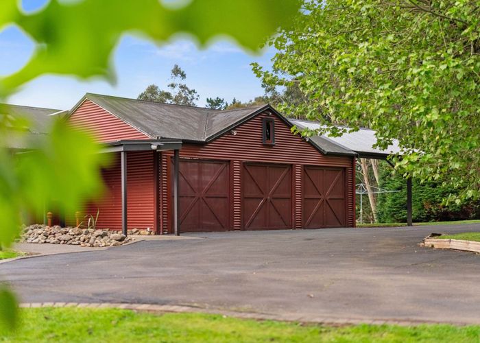  at 4 Sherwood Drive, Patumahoe, Franklin, Auckland