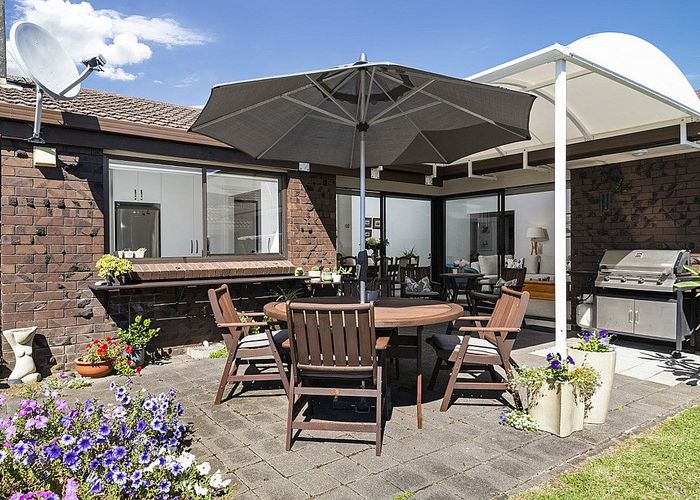  at 176 Prince Regent Drive, Farm Cove, Auckland