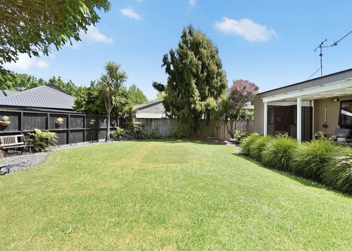  at 93 Endeavour Avenue, Flagstaff, Hamilton
