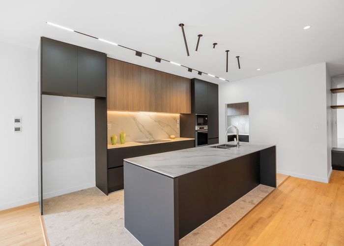  at 40F Evelyn Place, Hillcrest, Auckland