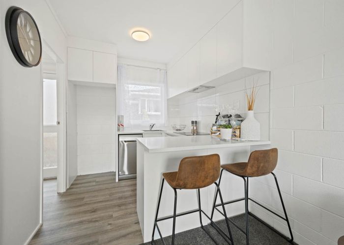  at 2/6 Atkinson Avenue, Otahuhu, Auckland City, Auckland