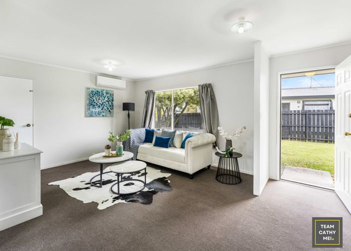  at 15 Bernina Place, Weymouth, Manukau City, Auckland