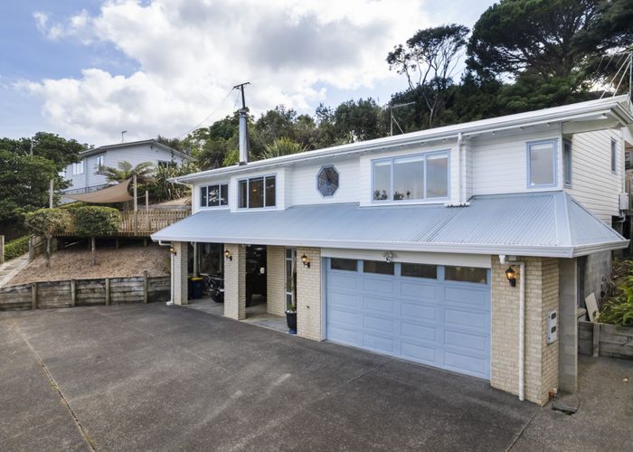  at 105 Waitakere Road, Waitakere, Waitakere City, Auckland