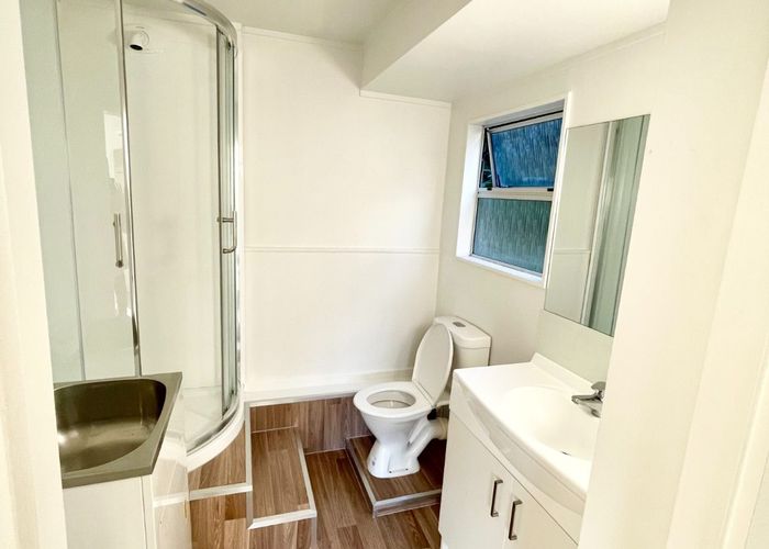  at 8/51 Dimock Street, Titahi Bay, Porirua, Wellington