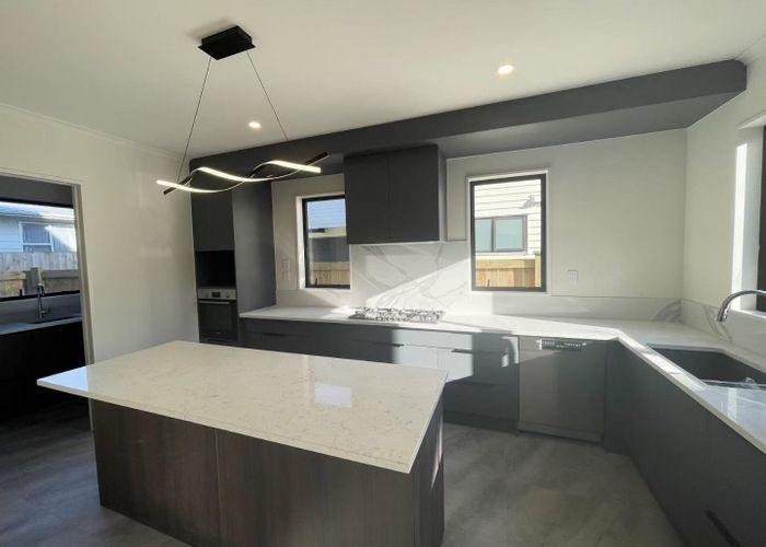  at 421A Bucklands Beach Road, Bucklands Beach, Manukau City, Auckland