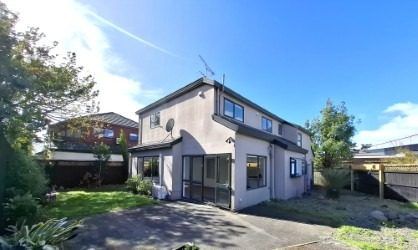  at 24A Roslyn Road, Mount Wellington, Auckland