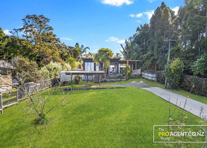  at 28 Tane Road, Laingholm, Auckland