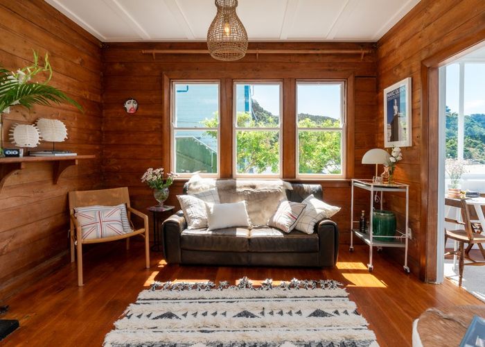  at 495 Karaka Bay Road, Karaka Bays, Wellington, Wellington