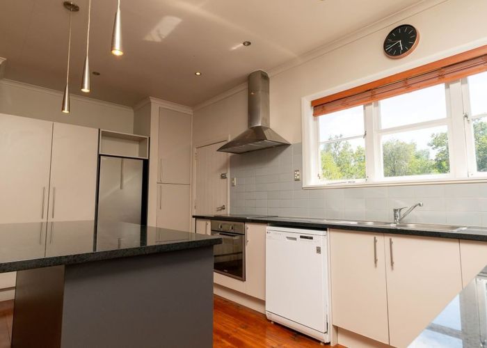  at 44 Apirana Avenue, Glen Innes, Auckland