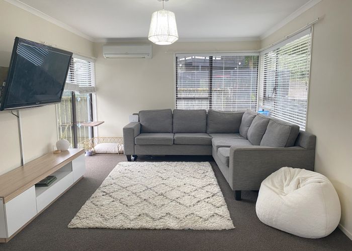  at 1/15 Contessa Drive, Glenfield, Auckland