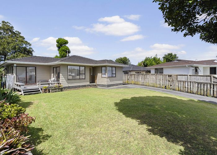  at 9 Ririno Place, Manurewa, Auckland