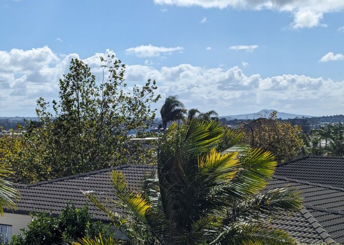  at 25 Brooke Ridge Rise, East Tamaki Heights, Auckland