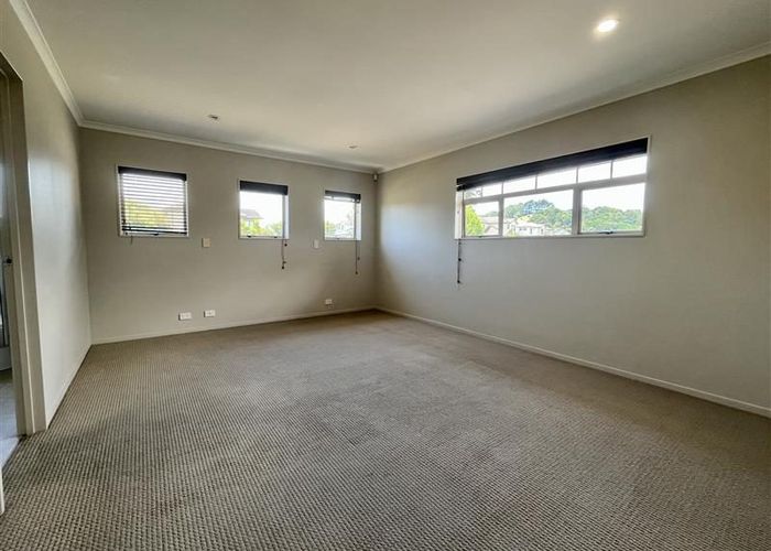  at 27 Amaretto Ave, Flat Bush, Manukau City, Auckland