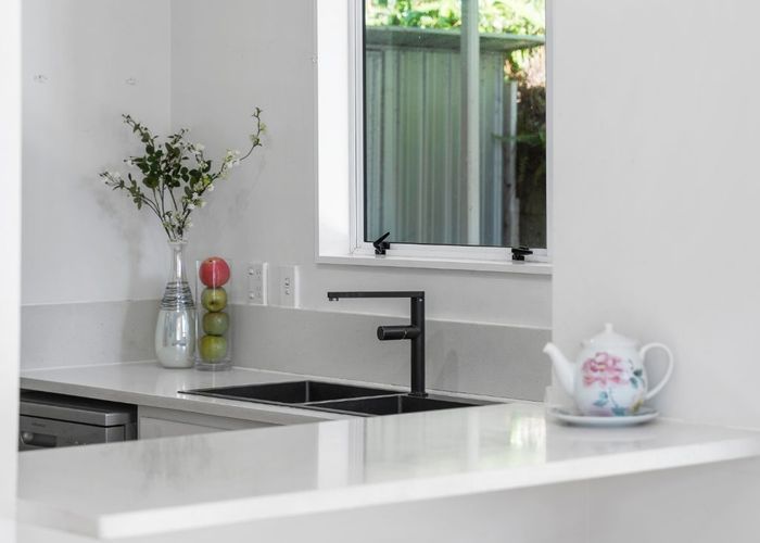  at 2/6 Bellbird Rise, Murrays Bay, North Shore City, Auckland