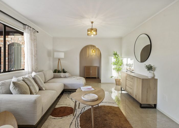  at 122 Norman Lesser Drive, Saint Johns, Auckland