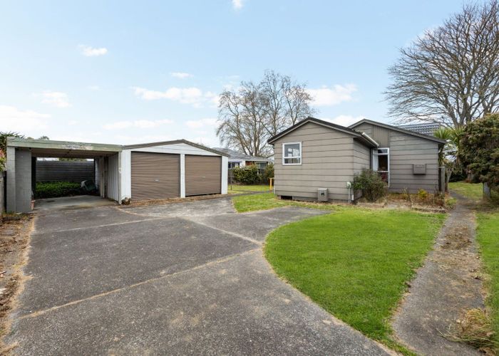  at 19 Morrow Avenue, Saint Andrews, Hamilton, Waikato