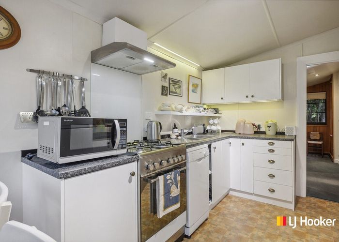  at 2 Bacon Street, Broad Bay, Dunedin, Otago