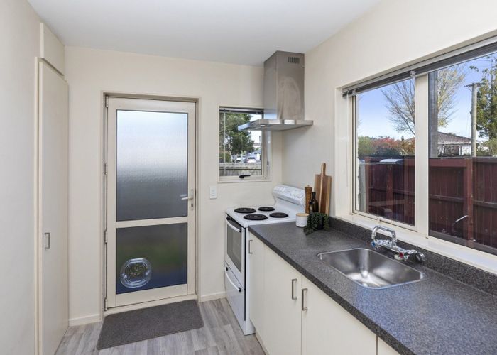  at 1/68 Trafalgar Street, St. Albans, Christchurch City, Canterbury
