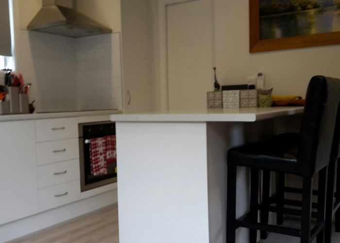  at 3A Peckham Grove, Tawa, Wellington