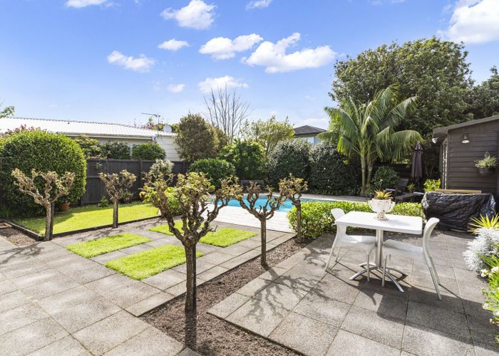  at 62 Merton Road, Saint Johns, Auckland