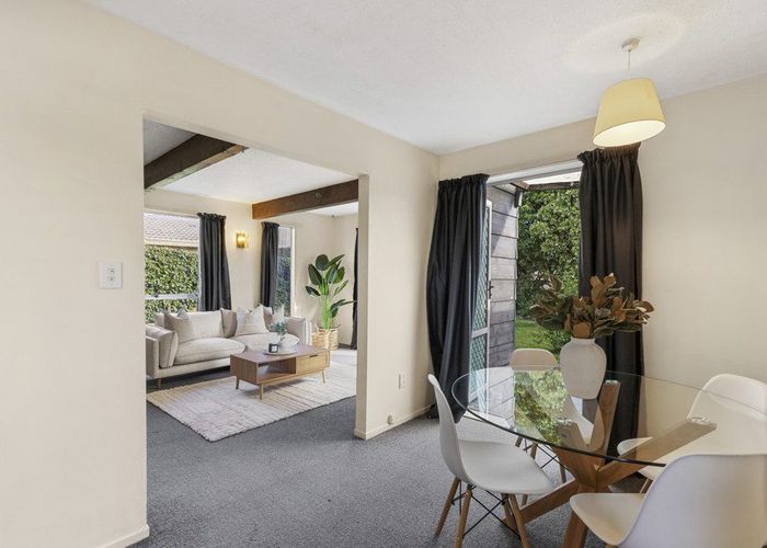  at 2/14A Kruse Place, Redwood, Christchurch City, Canterbury