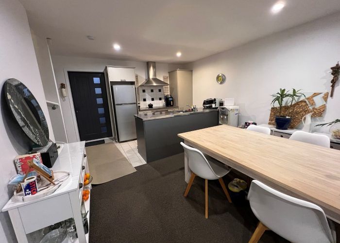  at 2/2 Cawley Street, Ellerslie, Auckland City, Auckland