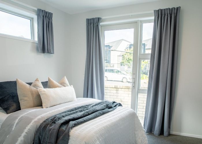  at 2/1 Karoro Court, Hobsonville, Waitakere City, Auckland
