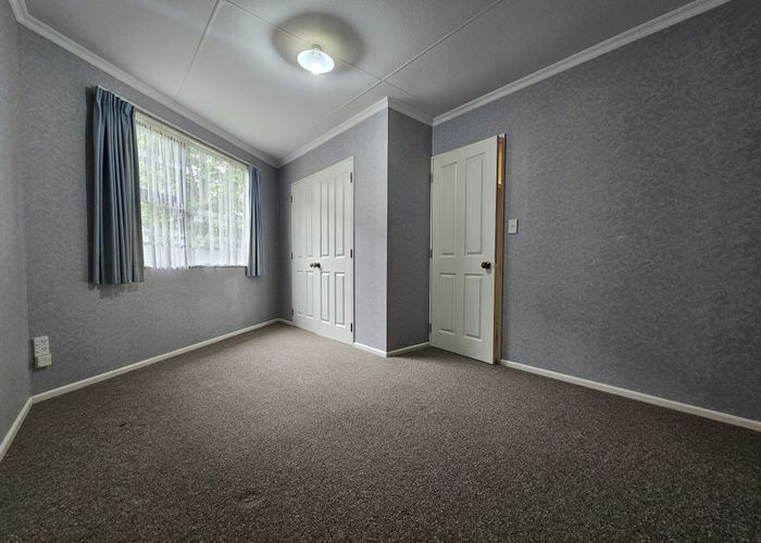  at 8a Busby Place, Awapuni, Palmerston North, Manawatu / Whanganui