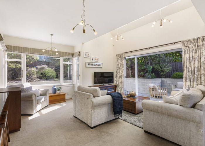  at 9 Cooper Street, Karori, Wellington