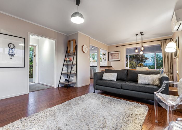  at 2/13 Zita Maria Drive, Massey, Auckland