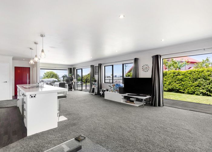  at 32a Bath Street, Brighton, Dunedin, Otago