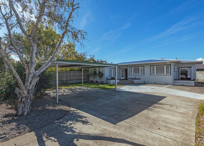  at 211 Vogel Street, Roslyn, Palmerston North