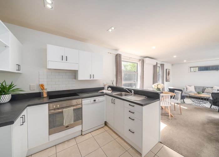 at 18 Franklyn Road, Tawa, Wellington, Wellington