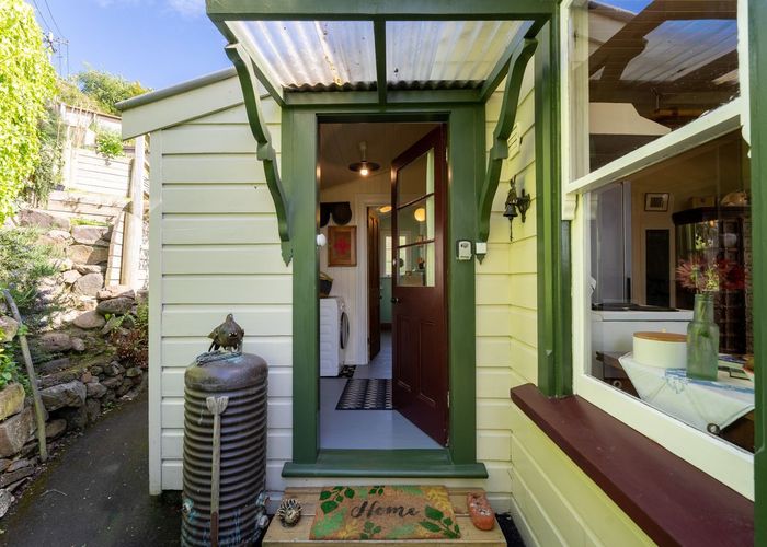  at 14 Carson Street, Mornington, Dunedin