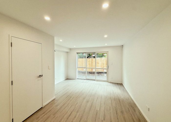  at 51  Anderson Avenue, Point England, Auckland City, Auckland