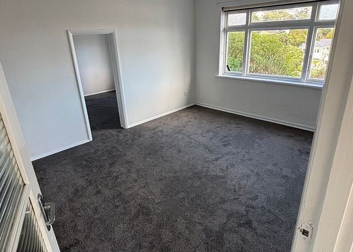  at 2/70 Melbourne Road, Island Bay, Wellington, Wellington