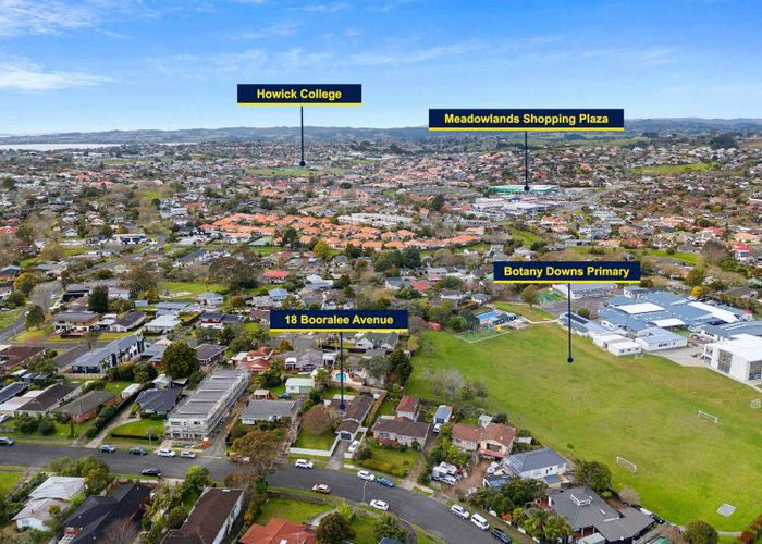  at 18 Booralee Avenue, Botany Downs, Manukau City, Auckland