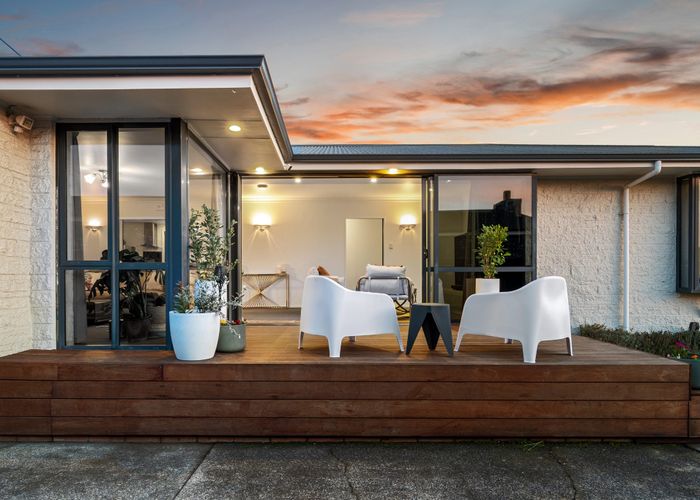 at 320 Main North Road, Redwood, Christchurch City, Canterbury
