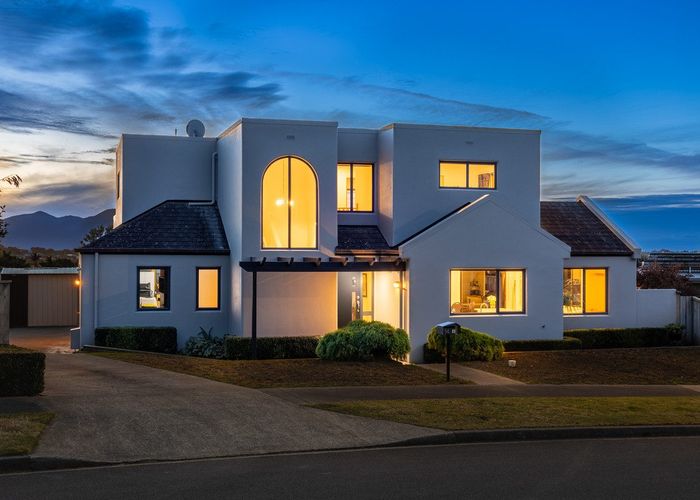  at 14 Millennium Hill, Paraparaumu, Kapiti Coast, Wellington