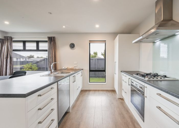  at 16 Sandy Avenue, New Brighton, Christchurch