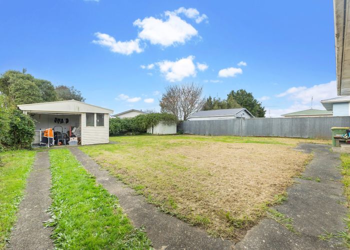  at 52 Ferguson Street, Manurewa East, Auckland