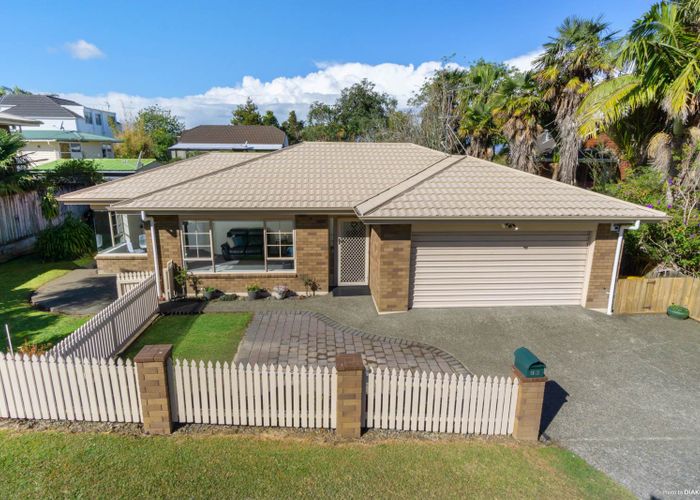 at 1/41 Tirimoana Road, Te Atatū South, Auckland