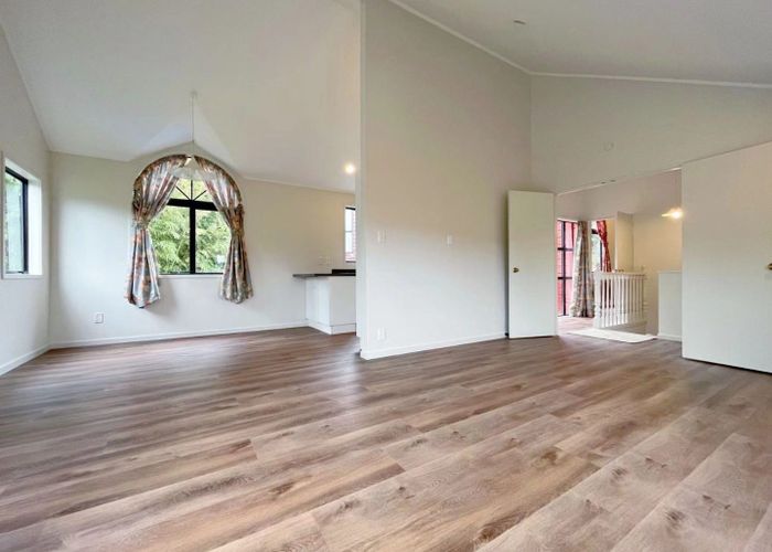  at 1/41 Howard Road, Northcote, Auckland