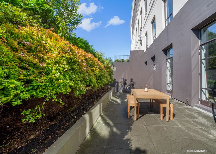  at 5/254 Willis Street, Te Aro, Wellington