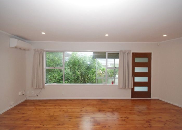  at 2/21 Ferndale Rd, Mount Wellington, Auckland City, Auckland