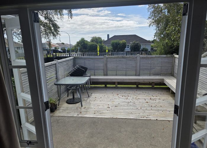  at 8 Karaka Street, Merrilands, New Plymouth, Taranaki