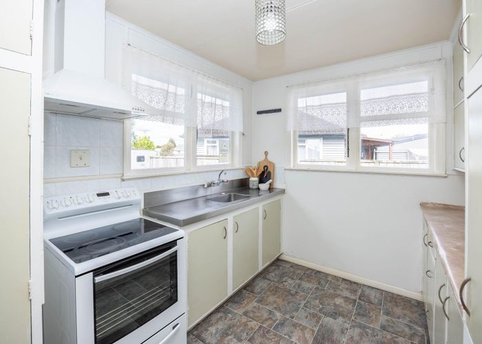  at 10 Byron Road, Enderley, Hamilton, Waikato